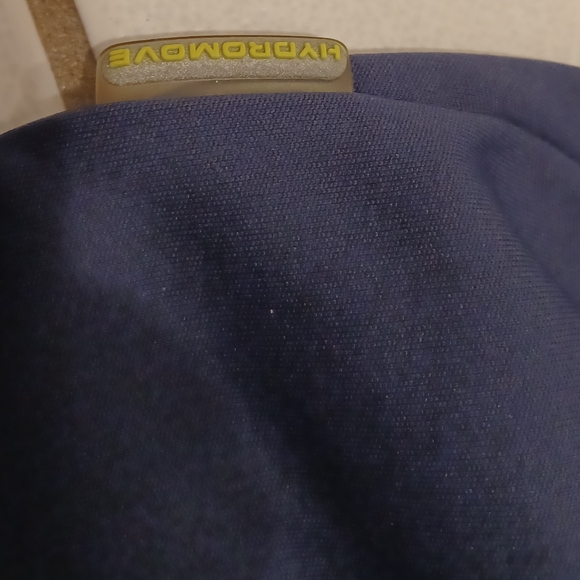 4/$80 Men's Reebok Shorts - Size Large - Picture 5 of 5